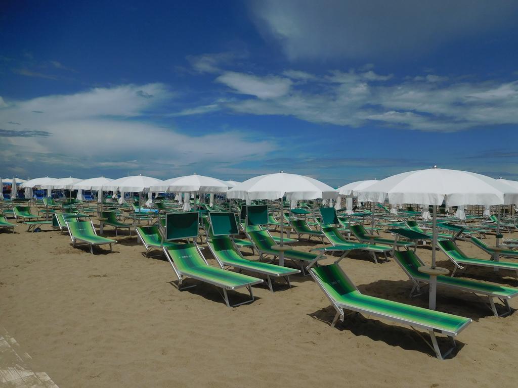 Hotel Villa Linda - Family Hotel - Nuova Costruzione Antisismica Riccione Exteriér fotografie